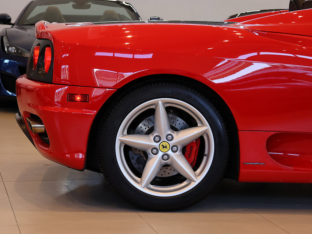 Used 2004 Ferrari 360 Spider RWD image 84
