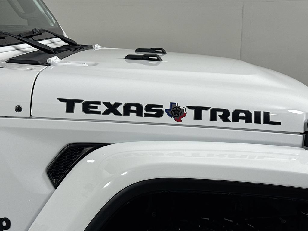 Used 2021 Jeep Gladiator Sport AWD/4WD image 10