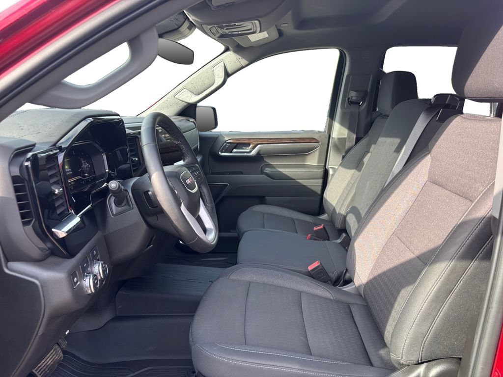 Used 2024 GMC Sierra 1500 Elevation w/ LPO, Elevation Black Package AWD/4WD image 9