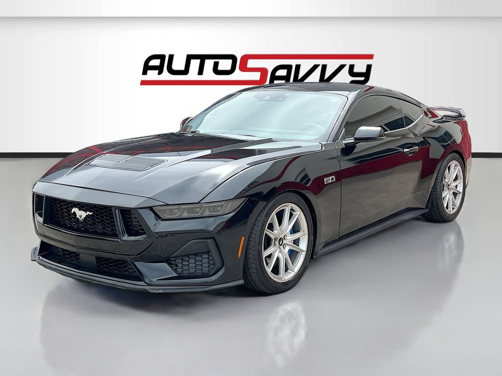 Used 2024 Ford Mustang GT Premium RWD image 3