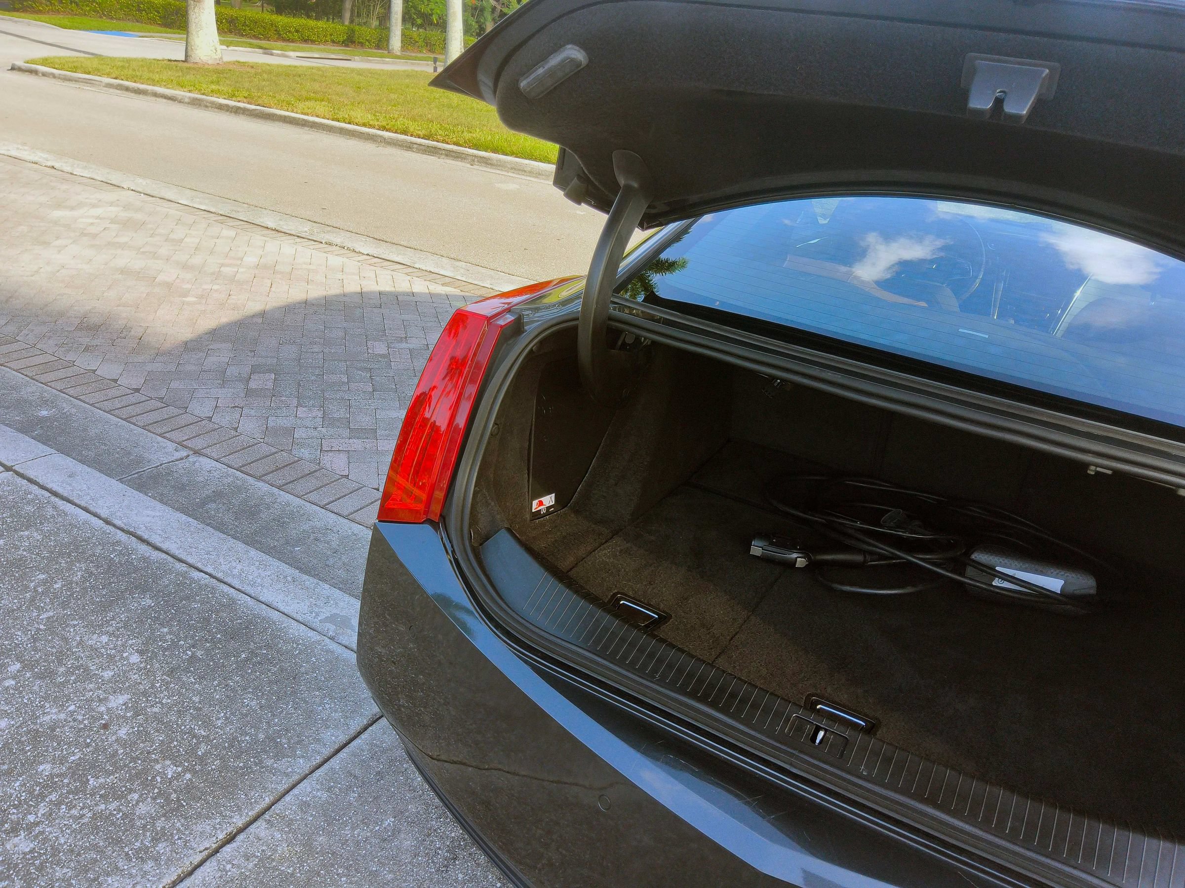 Used 2016 Cadillac ELR FWD image 43