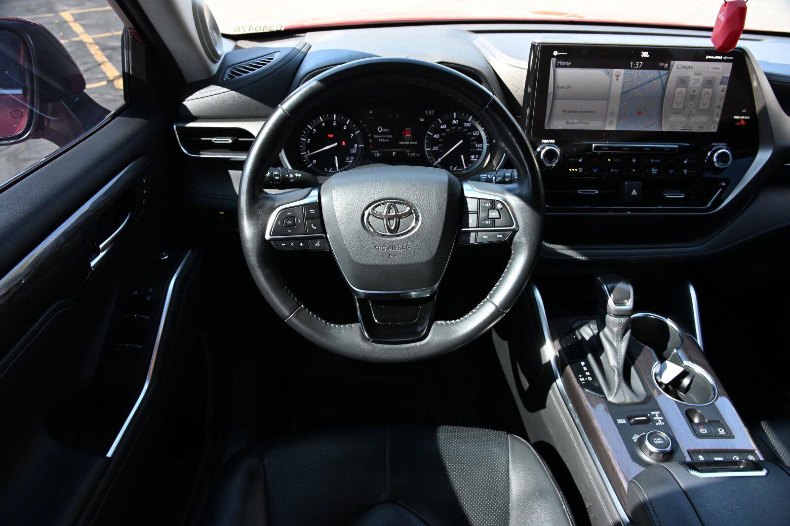 Used 2020 Toyota Highlander Limited AWD/4WD image 22
