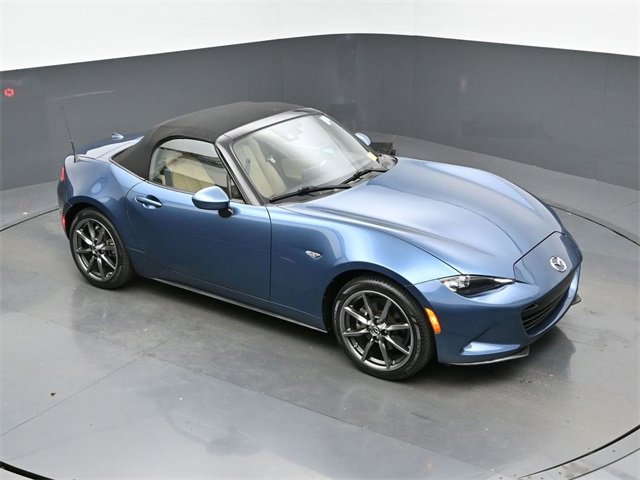 Used 2022 Volvo V60 T5 Cross Country w/ Advanced Package image 37