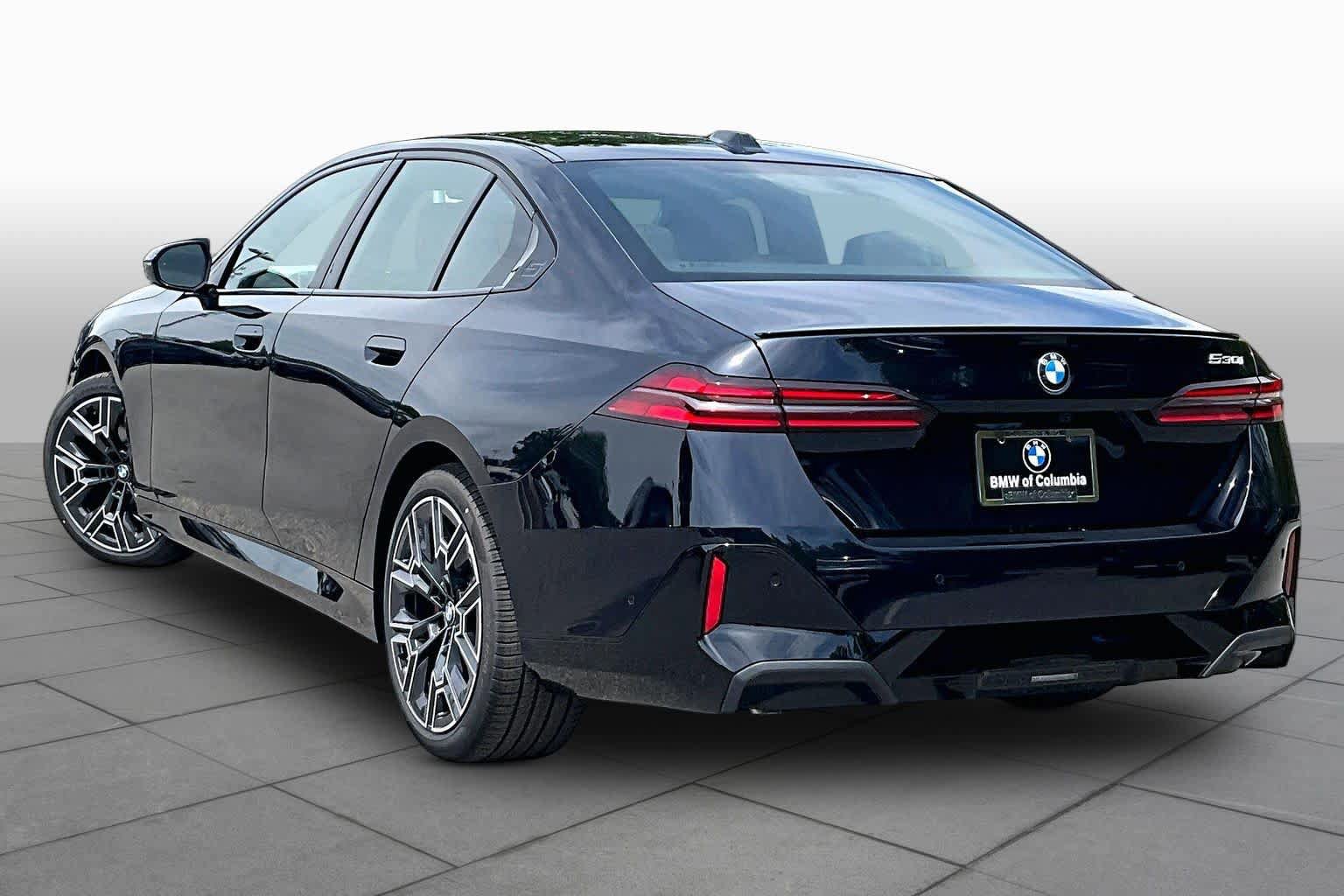 Used 2026 BMW 530i w/ M Sport Package RWD image 12
