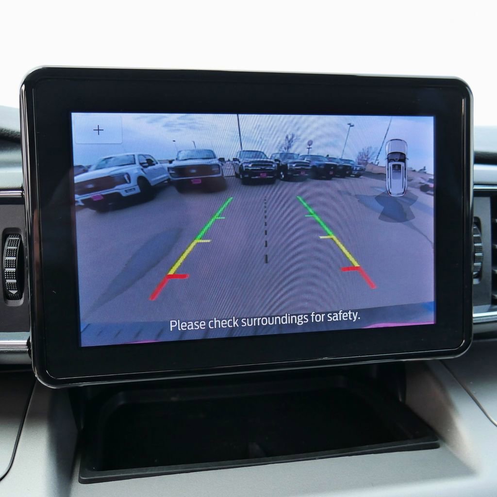 Used 2021 Ford Explorer XLT w/ Equipment Group 202A image 34