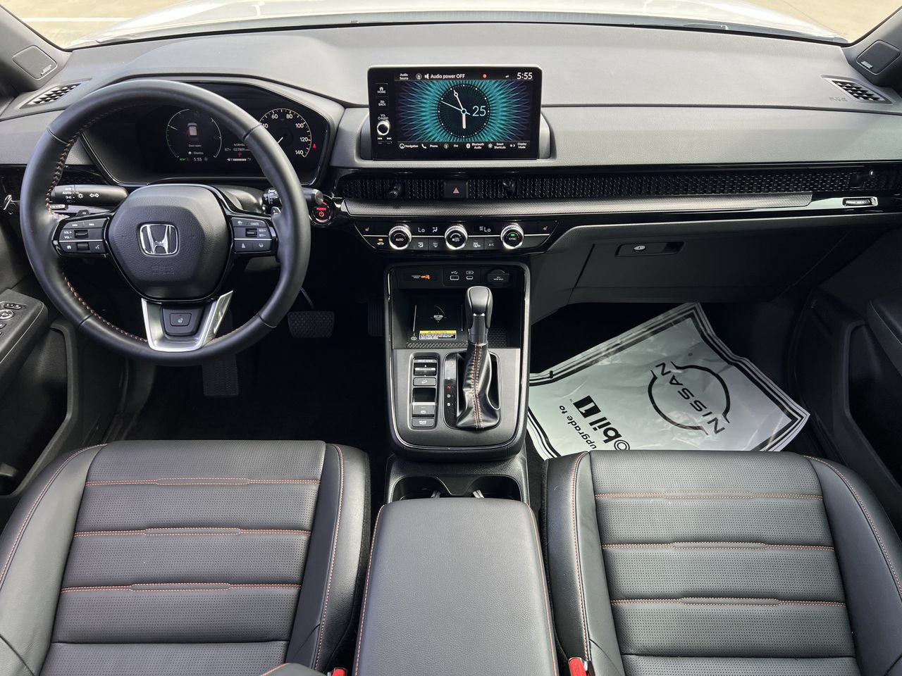 Used 2025 Honda CR-V Sport Touring image 8