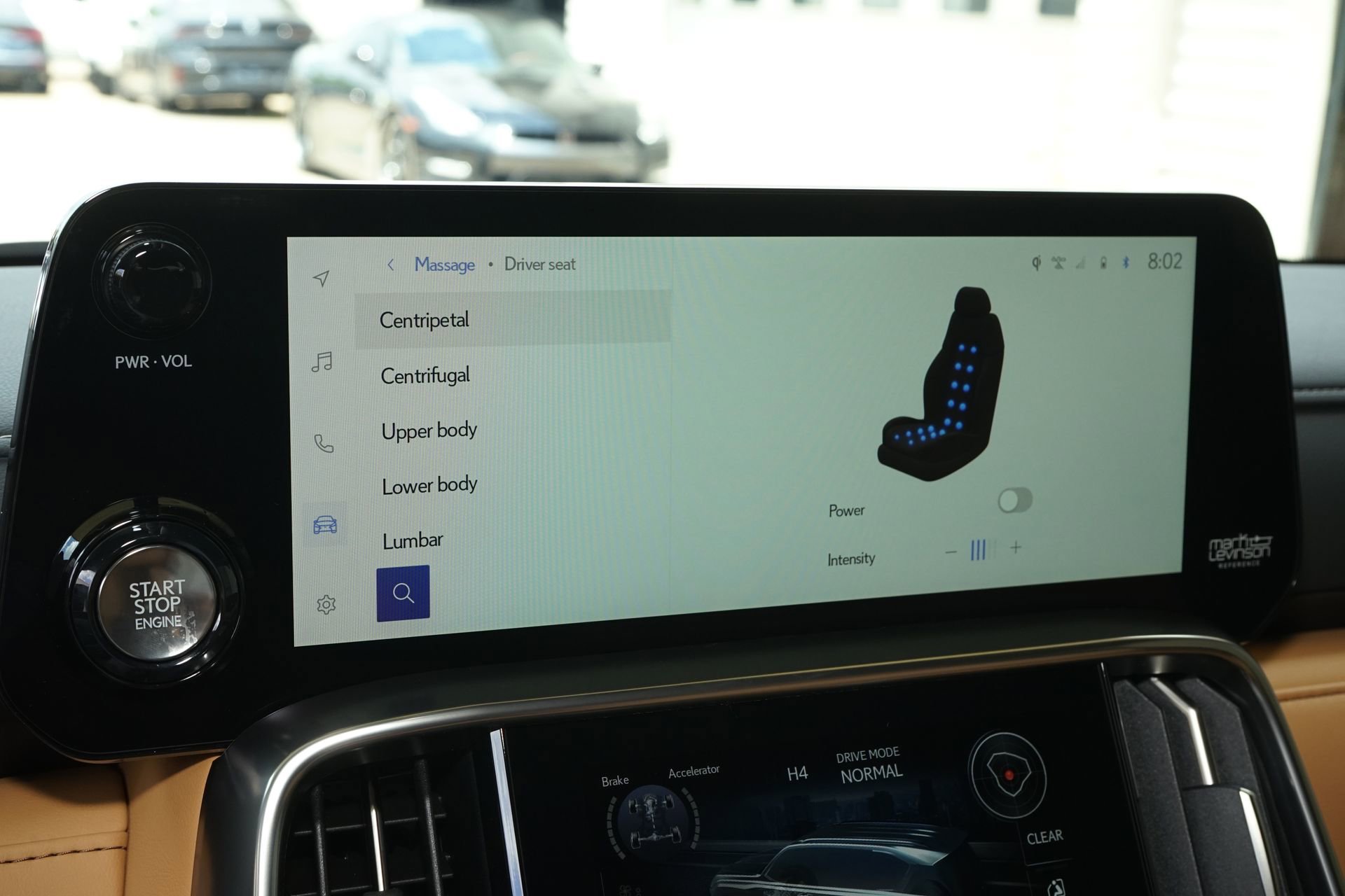 Used 2024 Lexus LX 600 4WD w/ Luxury Package image 18