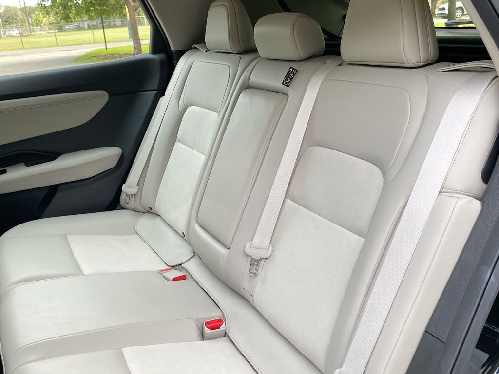 Used 2023 Nissan Ariya EVOLVE+ image 38