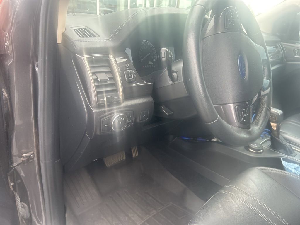 Used 2020 Ford Ranger Lariat w/ Equipment Group 501A Mid image 9