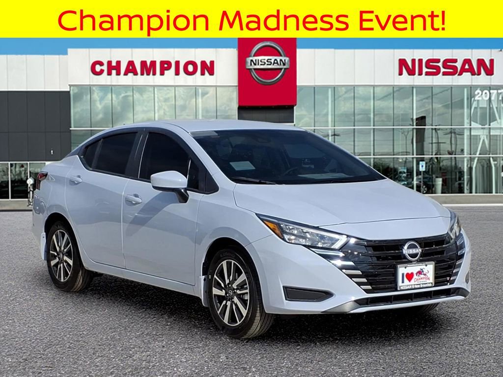 New 2025 Nissan Versa SV w/ Trunk Package