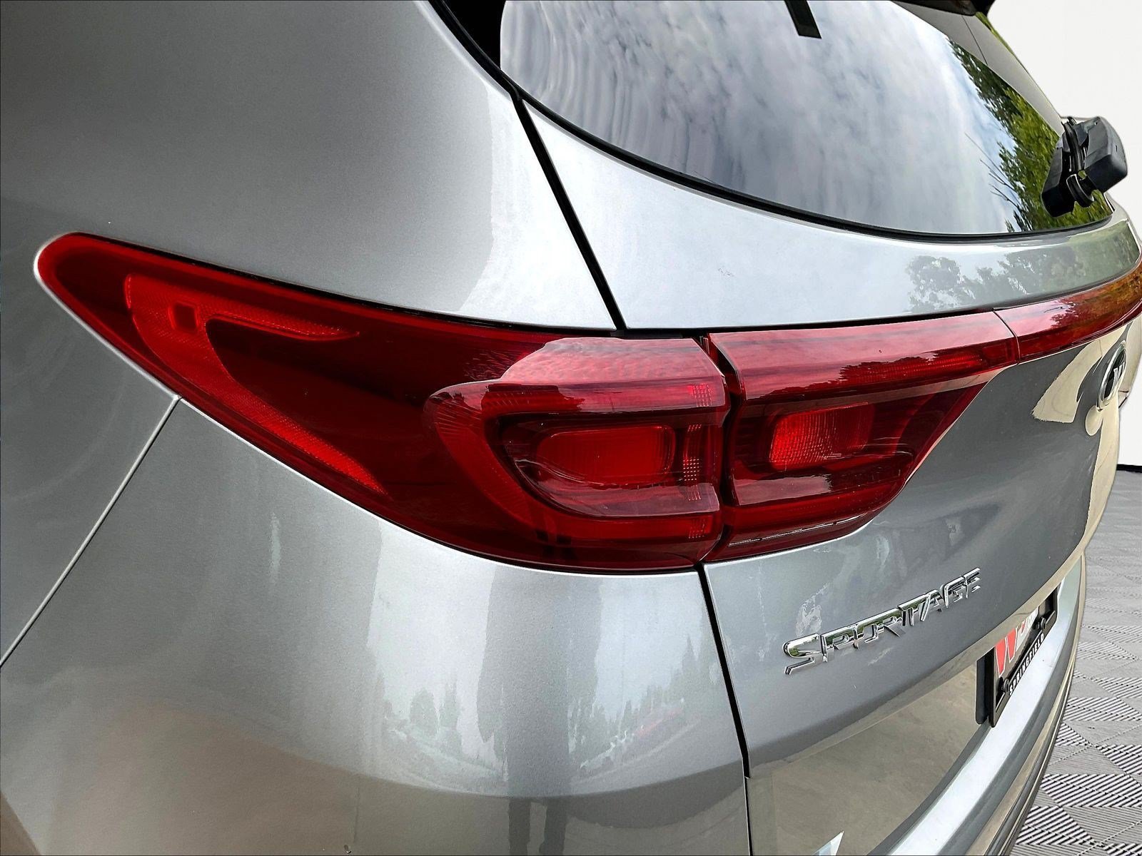 Used 2020 Kia Sportage EX AWD/4WD image 22