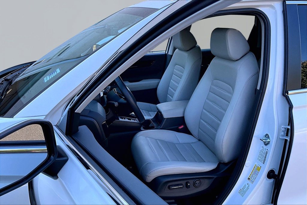 Used 2025 Honda CR-V EX-L image 16