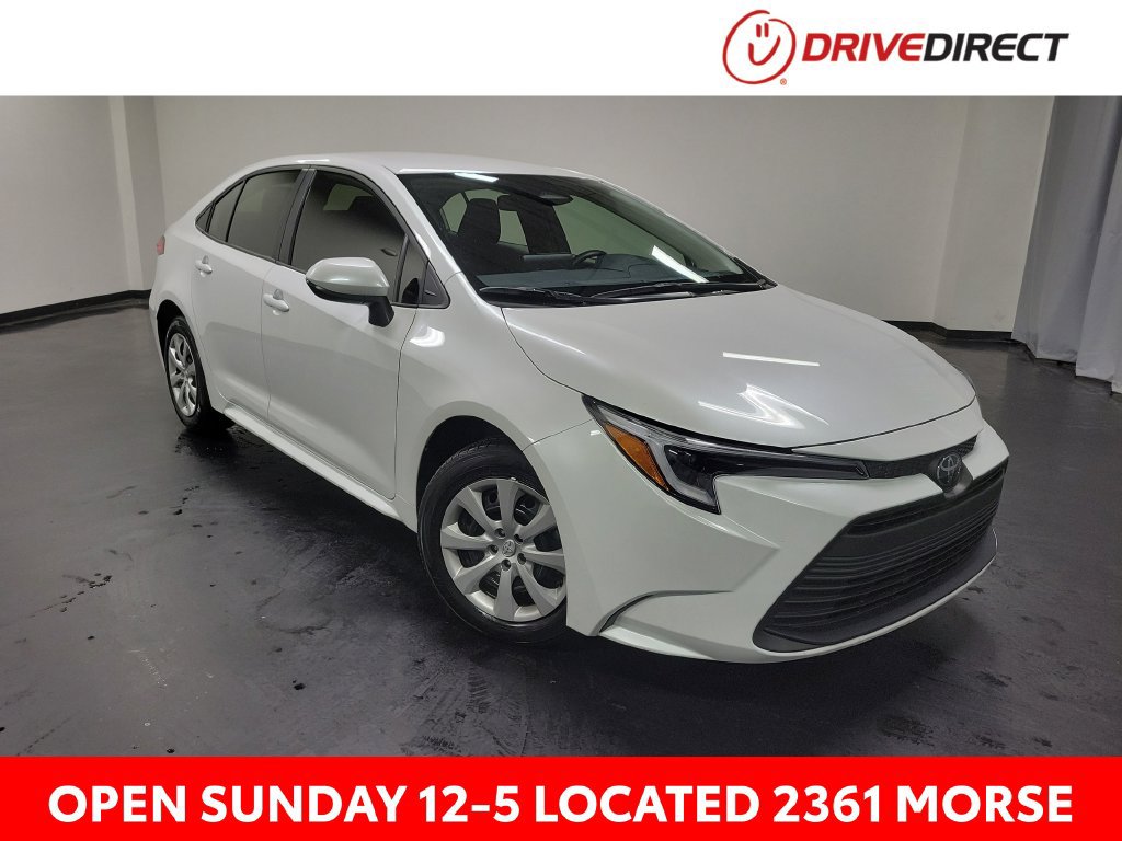 Used 2026 Toyota Corolla LE FWD image 1