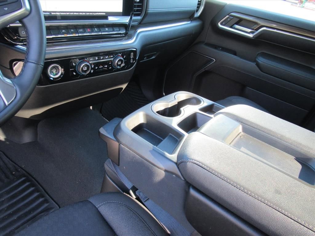 Used 2024 Chevrolet Silverado 1500 LT AWD/4WD image 17