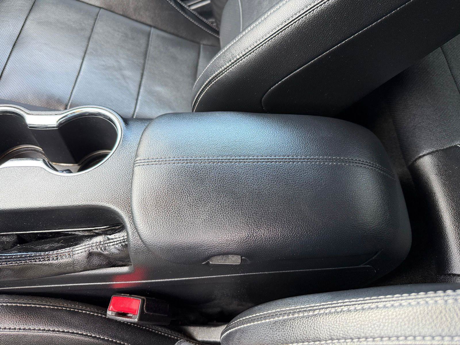 Used 2017 Ford Mustang GT Premium RWD image 36