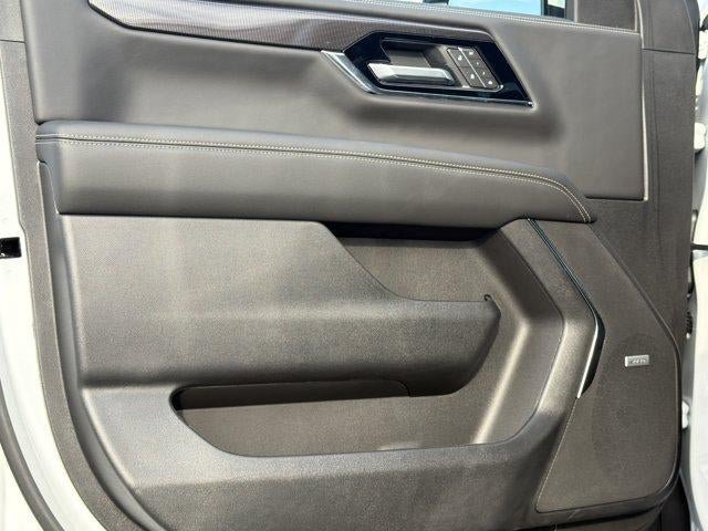 New 2026 GMC Yukon XL Elevation AWD/4WD image 11