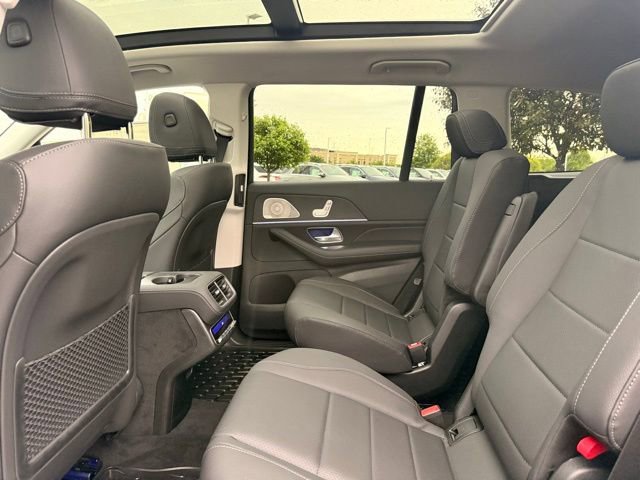 New 2026 Mercedes-Benz GLS 450 4MATIC image 18