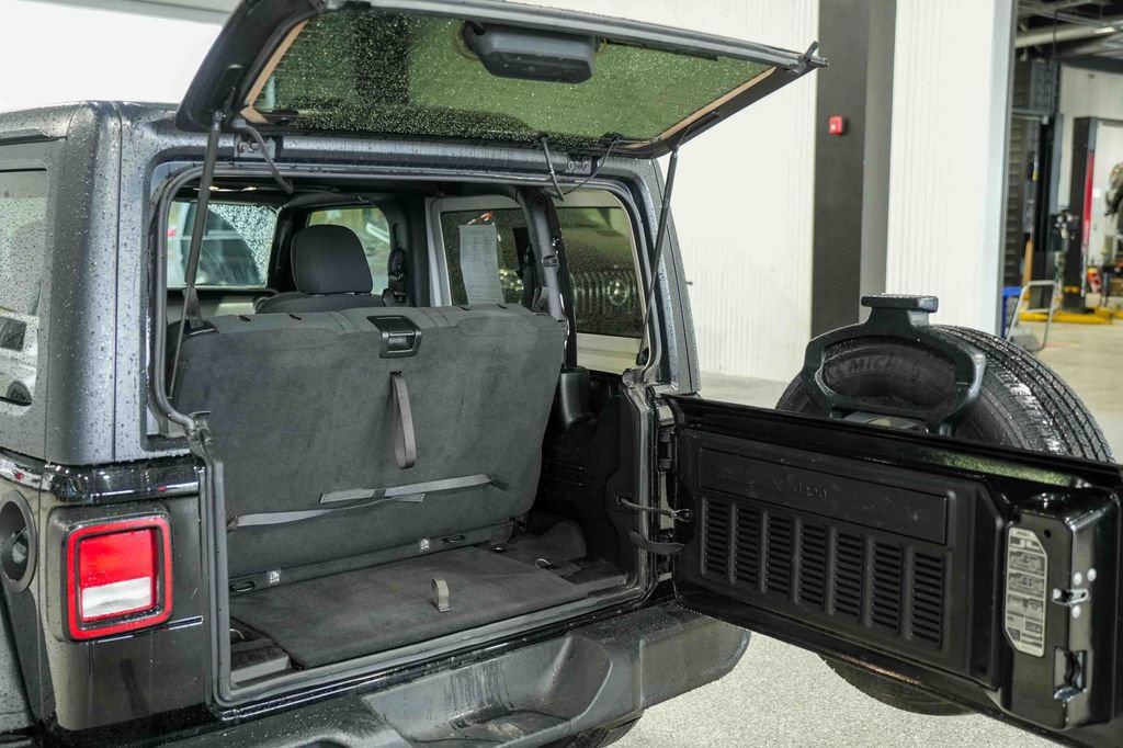 Used 2020 Jeep Wrangler Sport AWD/4WD image 11