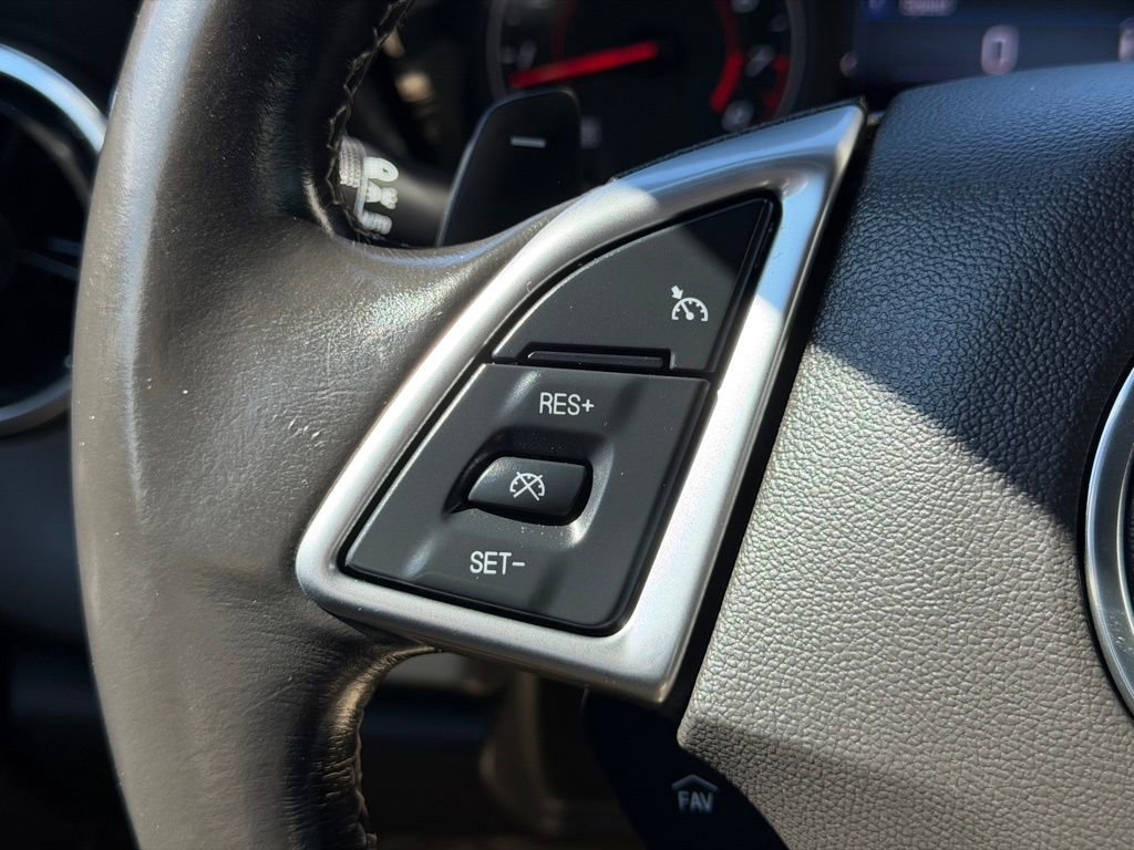 Used 2020 Chevrolet Camaro LT image 17