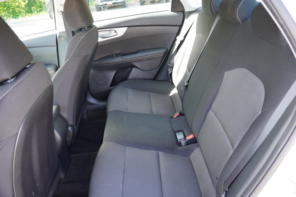 Certified 2024 Kia Forte LXS w/ LXS Technology Package FWD image 17