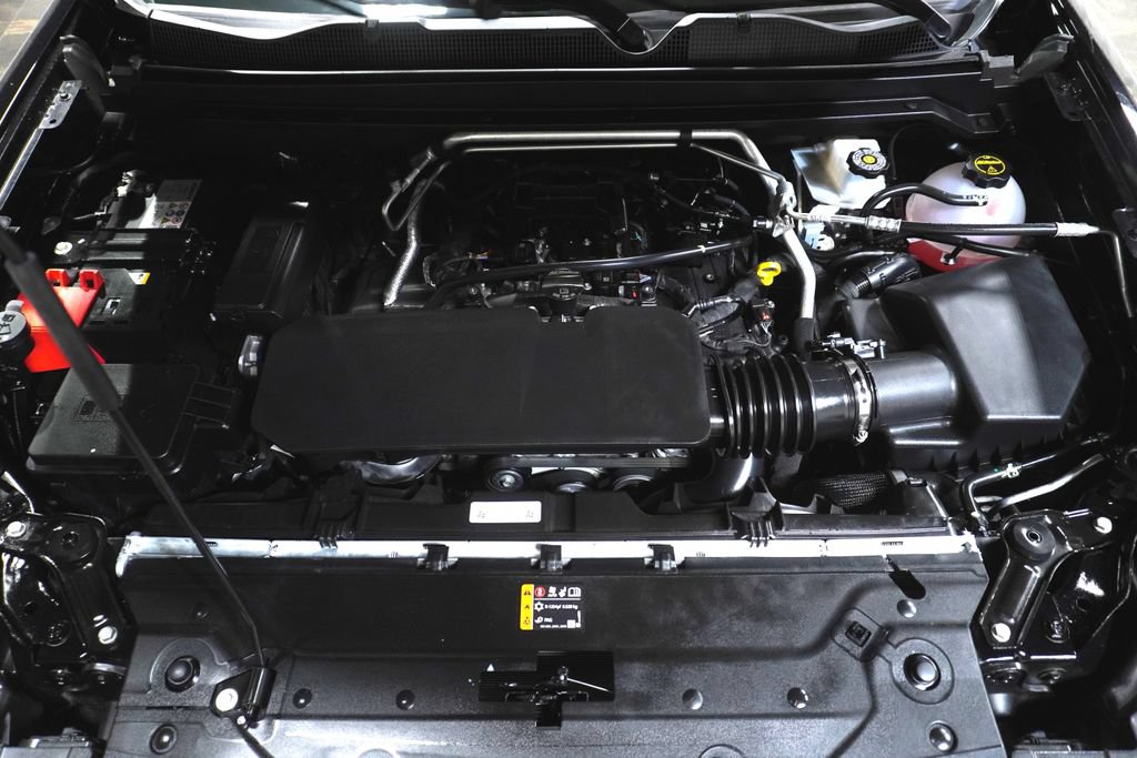Used 2026 Chevrolet Colorado ZR2 AWD/4WD image 9