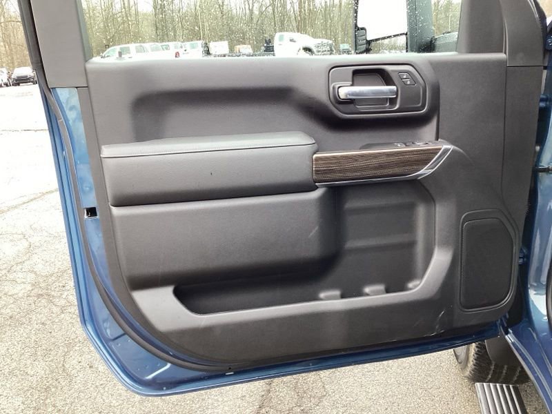 New 2026 Chevrolet Silverado 3500 LT w/ Convenience Package image 17