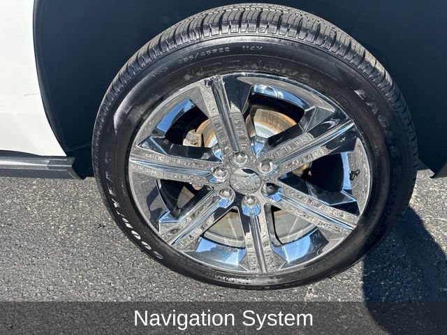 Used 2017 GMC Yukon Denali w/ Open Road Package AWD/4WD image 7