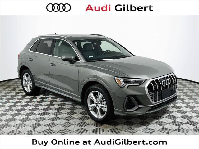 Certified 2023 Audi Q3 2.0T Premium w/ Convenience Package AWD/4WD image 1