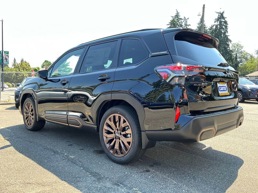 Used 2025 Subaru Forester Sport image 5