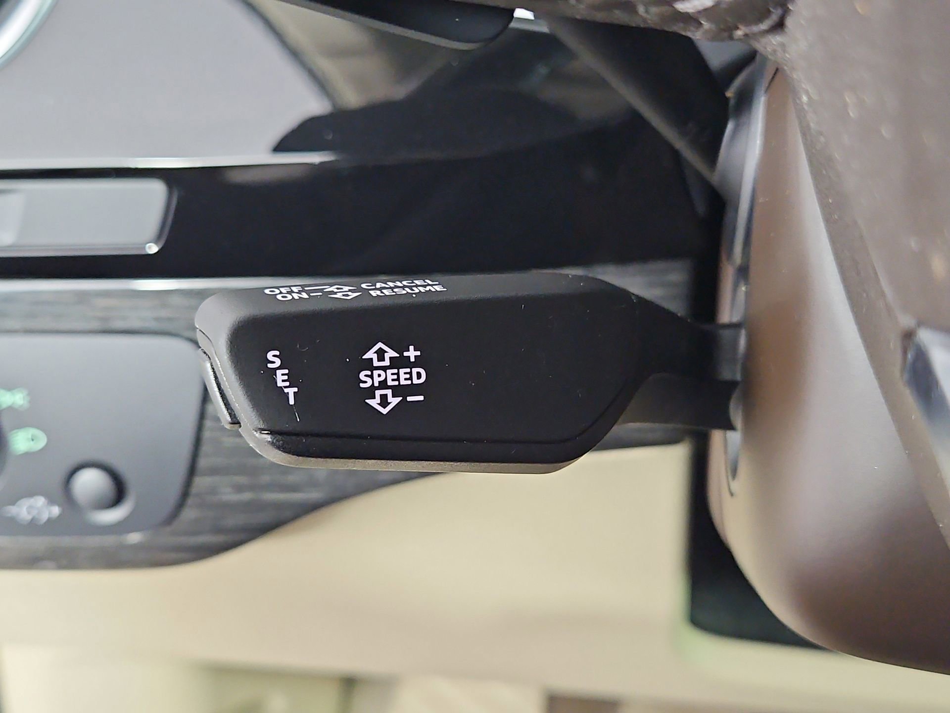 Used 2017 Audi Q7 3.0T Premium Plus w/ Premium Plus Package image 33