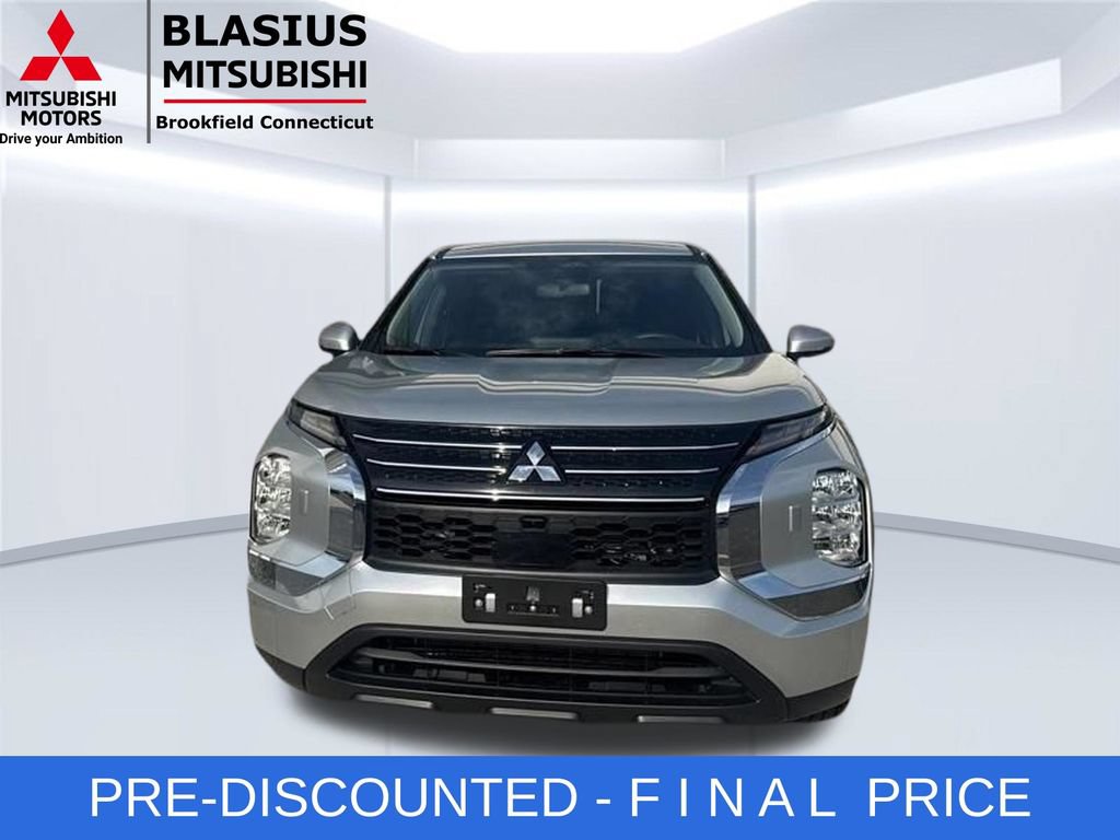 Used 2025 Mitsubishi Outlander ES AWD/4WD image 20