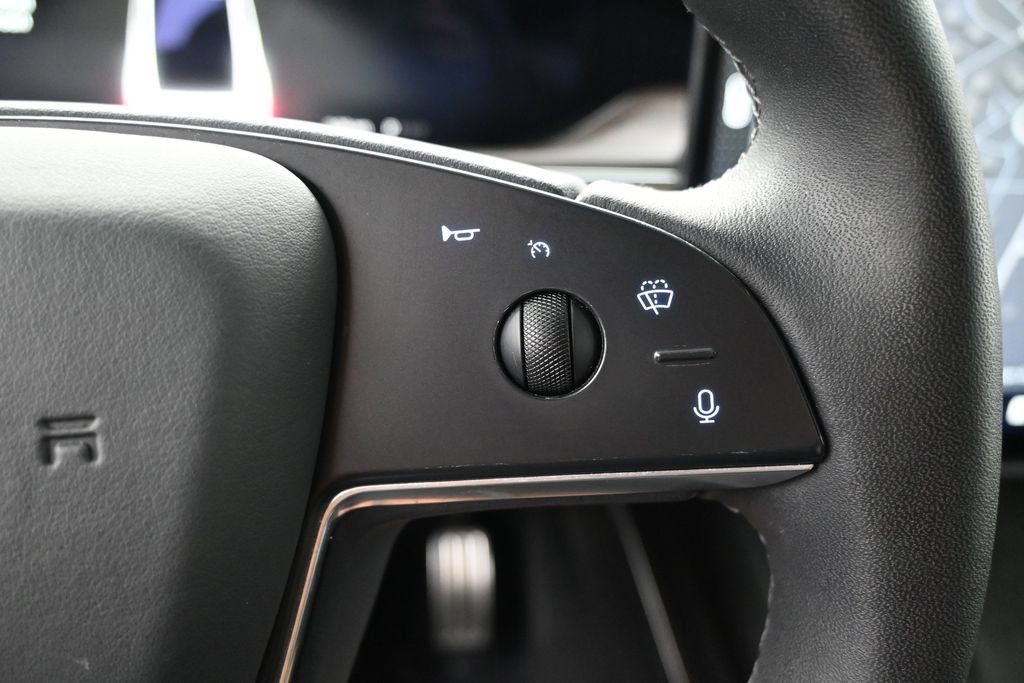 Used 2023 Tesla Model X AWD/4WD image 23