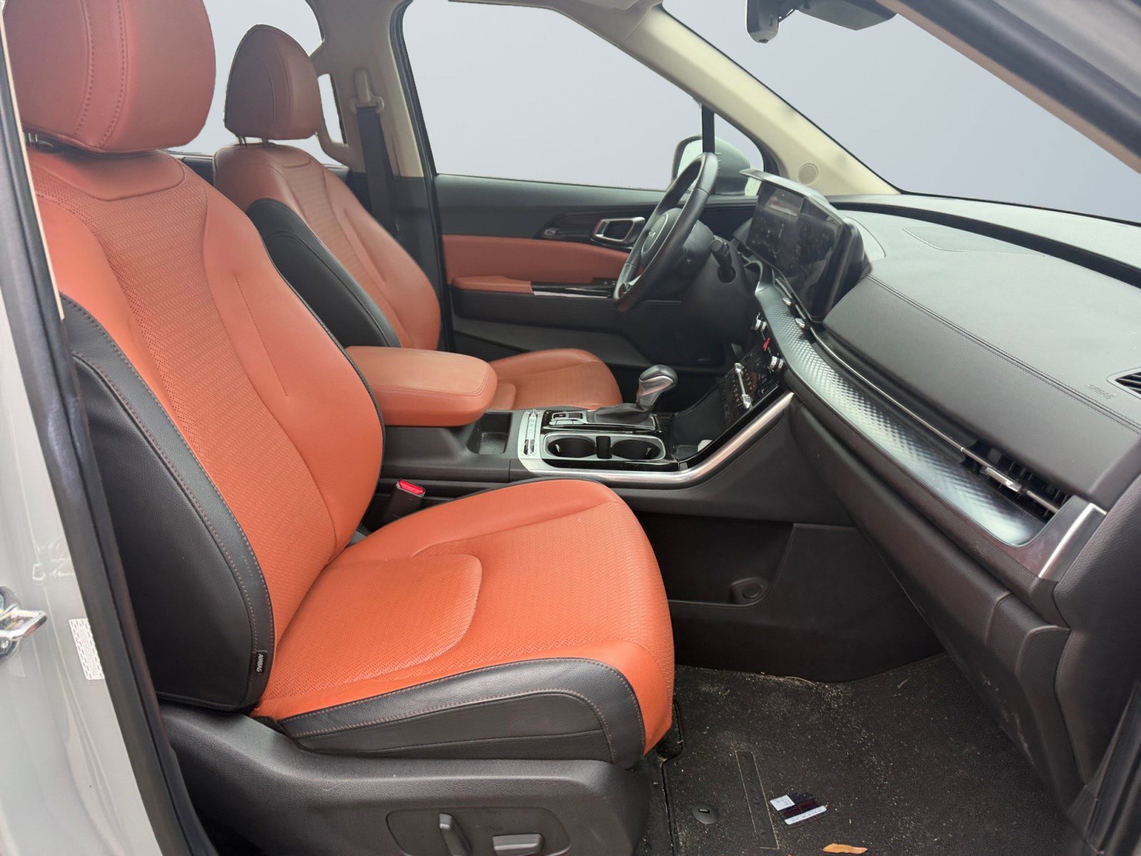 Used 2024 Kia Carnival SX Prestige image 18