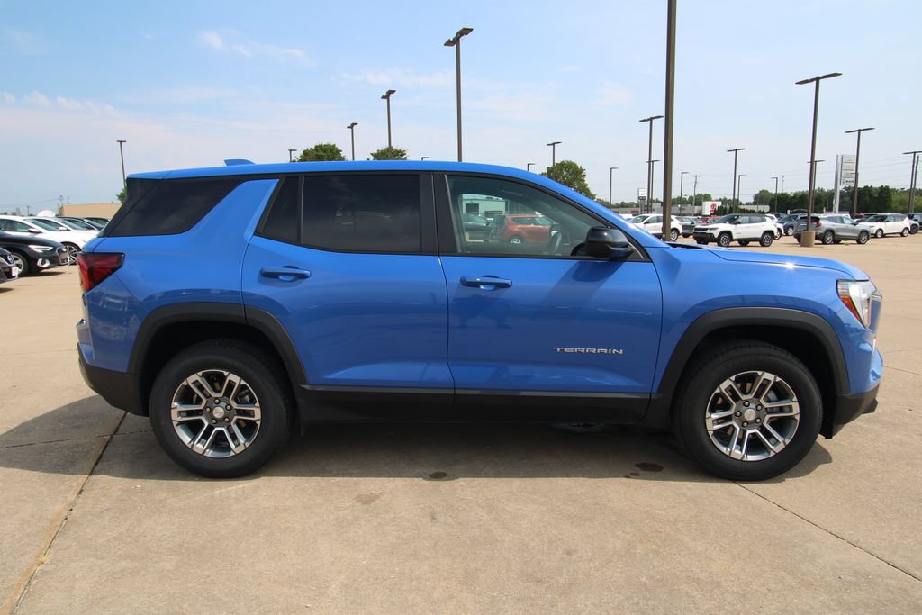 Used 2026 GMC Terrain Elevation FWD image 4