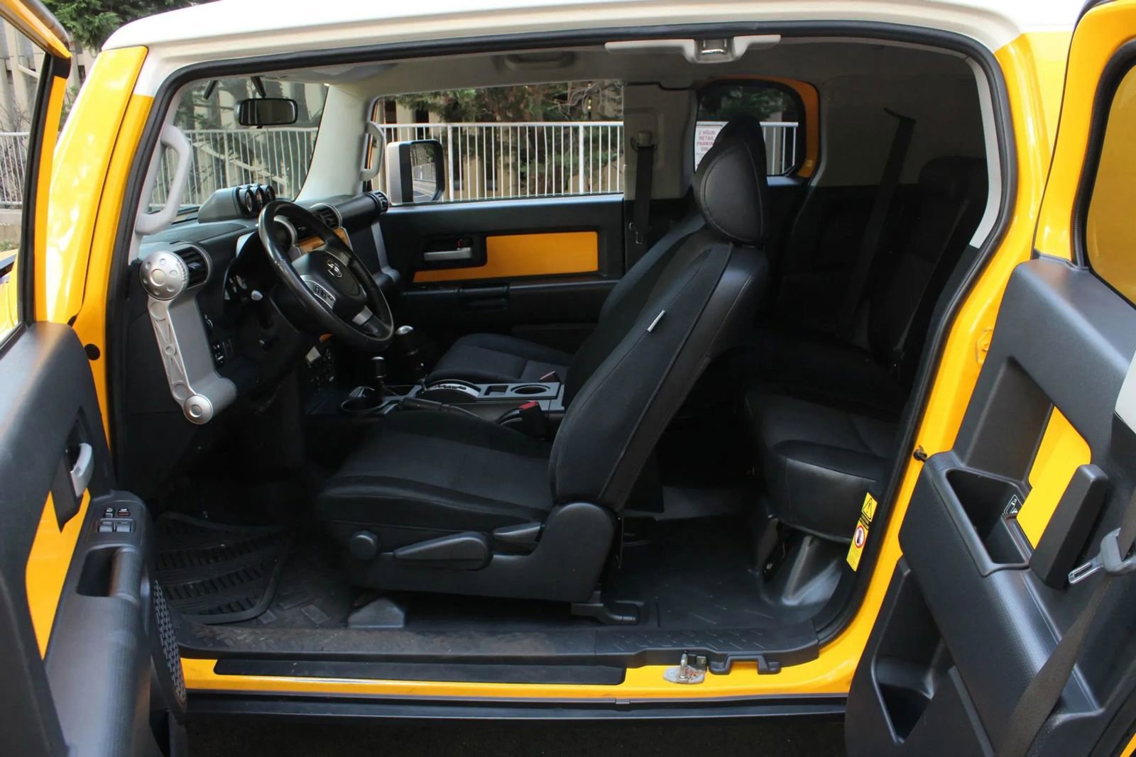 Used 2007 Toyota FJ Cruiser 4WD image 22