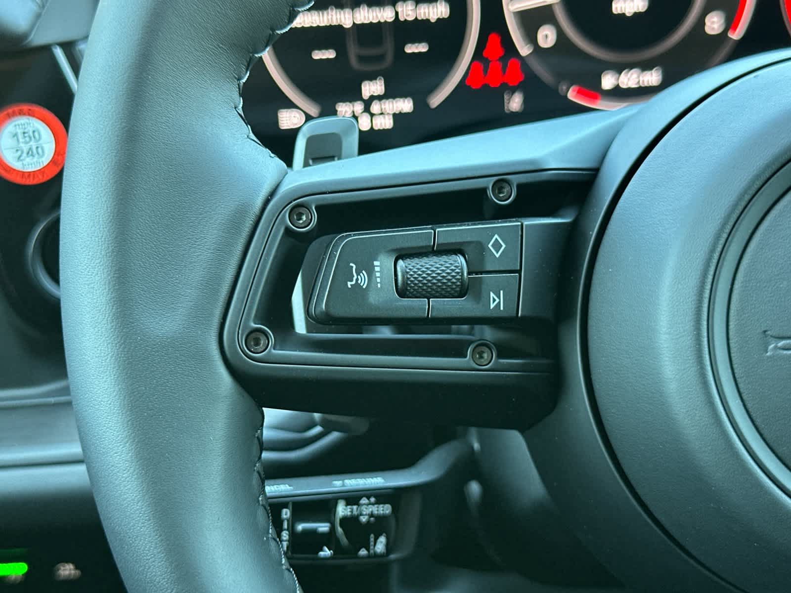 New 2026 Porsche Cayenne GTS AWD/4WD image 27