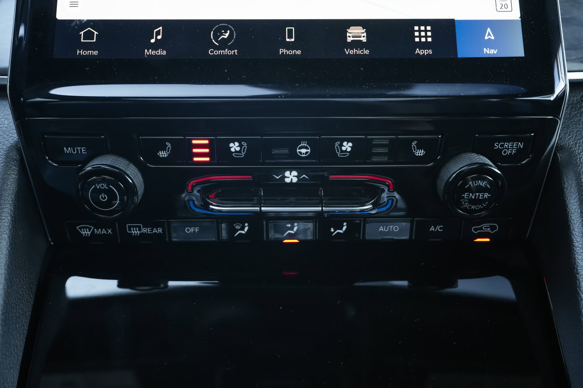 Used 2024 Jeep Grand Cherokee L Overland w/ Trailer Tow Package image 15