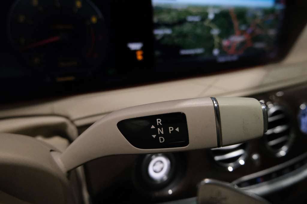 Used 2018 Mercedes-Benz S 560 4MATIC Sedan image 48