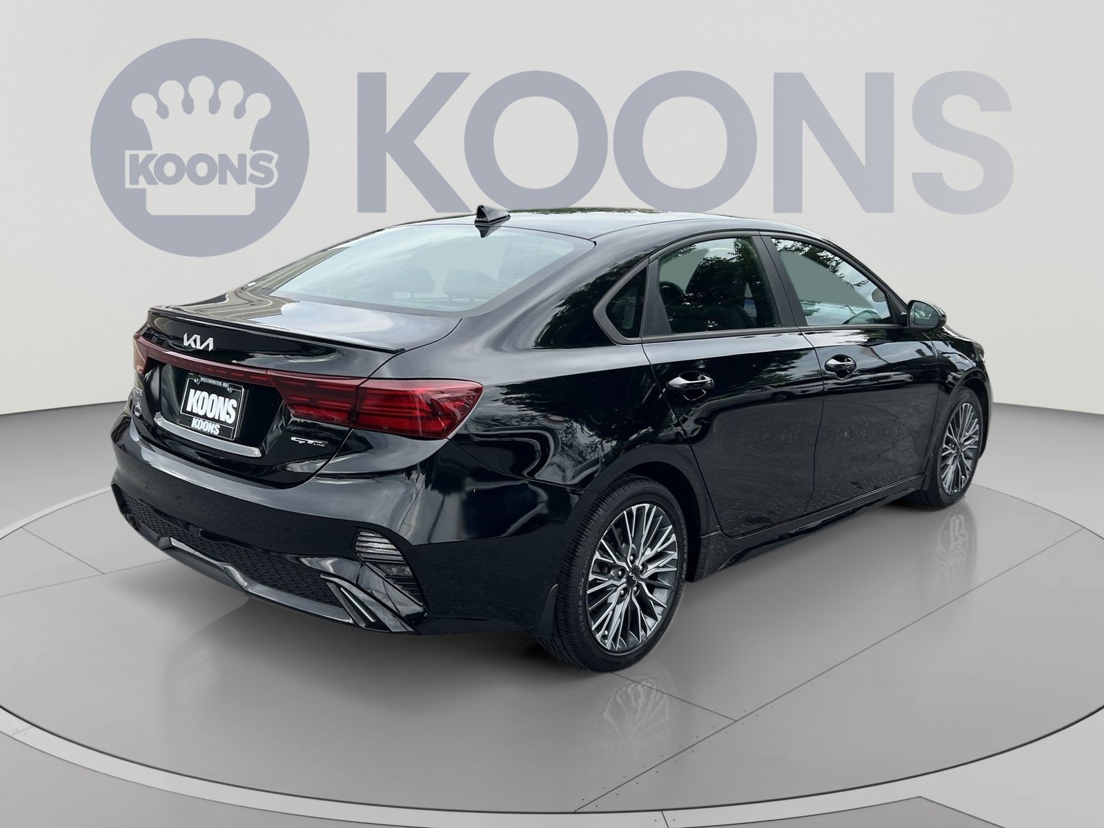 Used 2023 Kia Forte GT-Line w/ GT-Line Technology Package FWD image 7