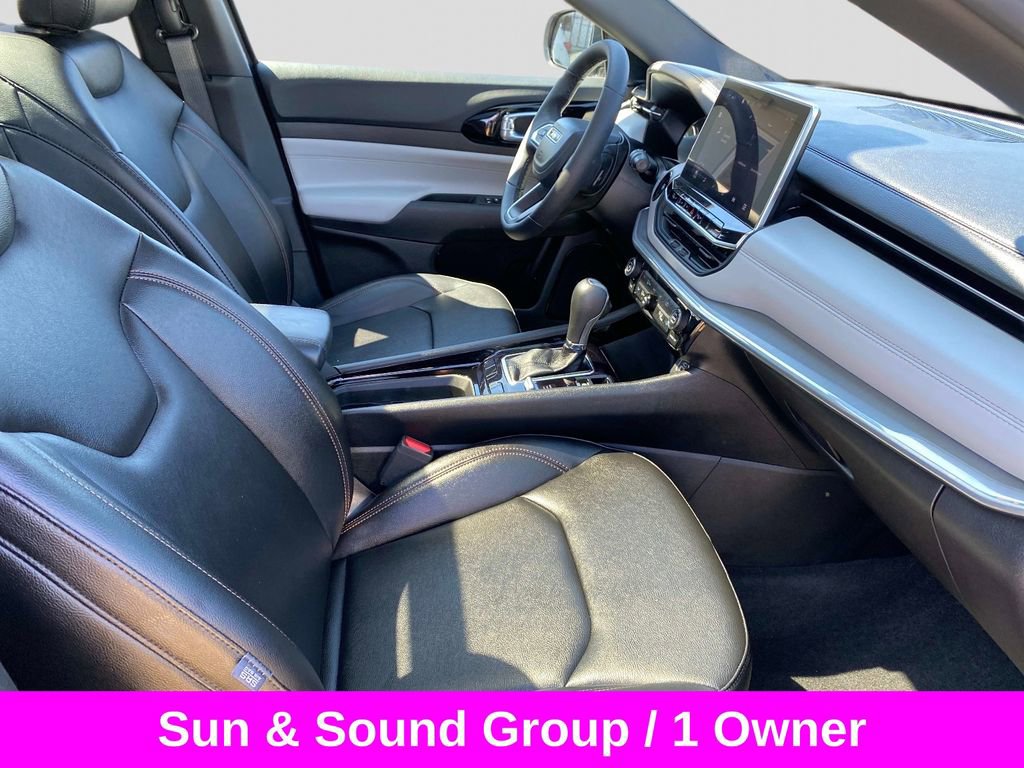 Used 2024 Jeep Compass Limited w/ Sun and Sound Group image 24