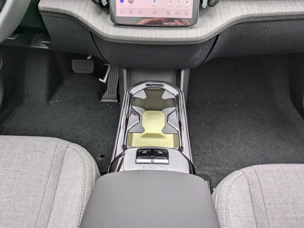 New 2026 Volvo EX30 Ultra w/ Protection Package image 18