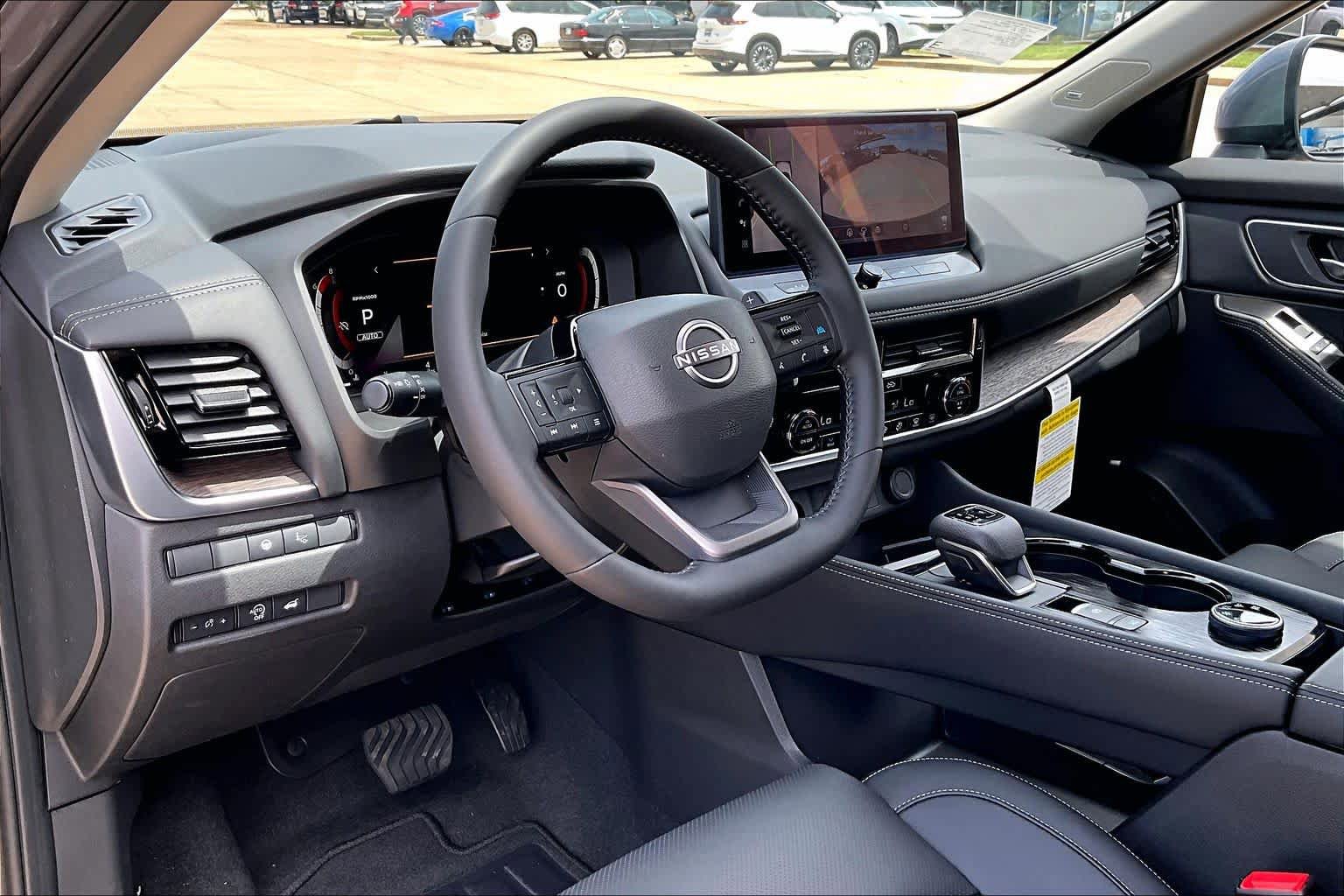 New 2026 Nissan Rogue Platinum w/ Platinum Premium Package AWD/4WD image 8