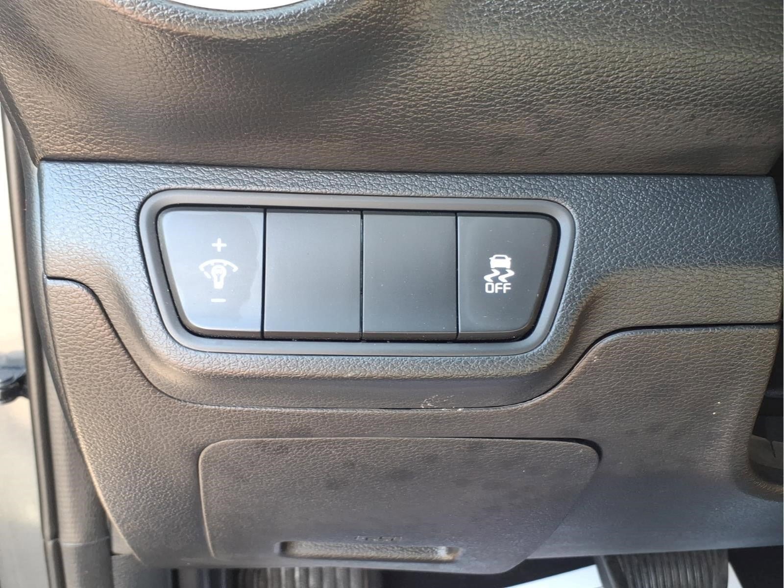 Used 2024 Kia Forte LXS FWD image 18