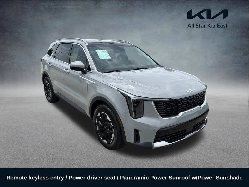 Used 2025 Kia Sorento S w/ Panoramic Sunroof Package