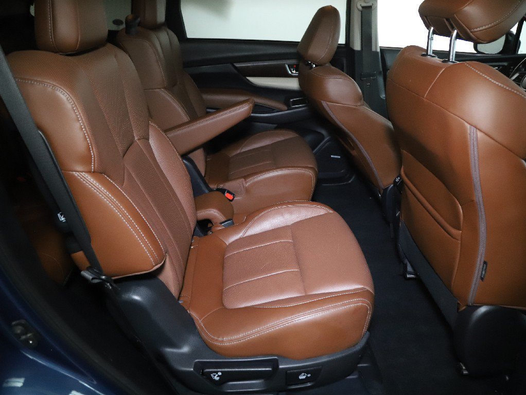 Used 2020 Subaru Ascent Touring AWD/4WD image 36