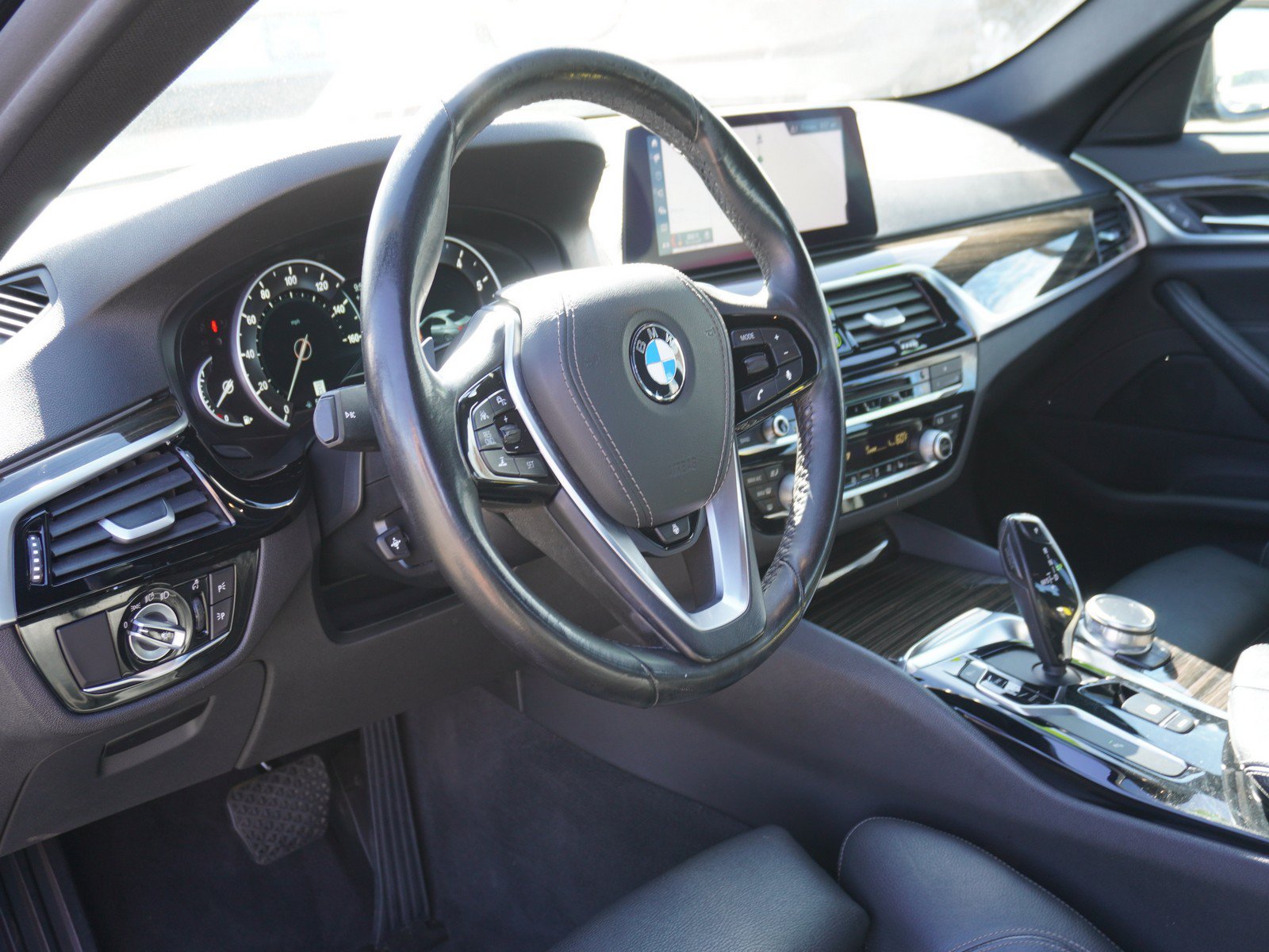 Used 2019 BMW 540i xDrive AWD/4WD image 20