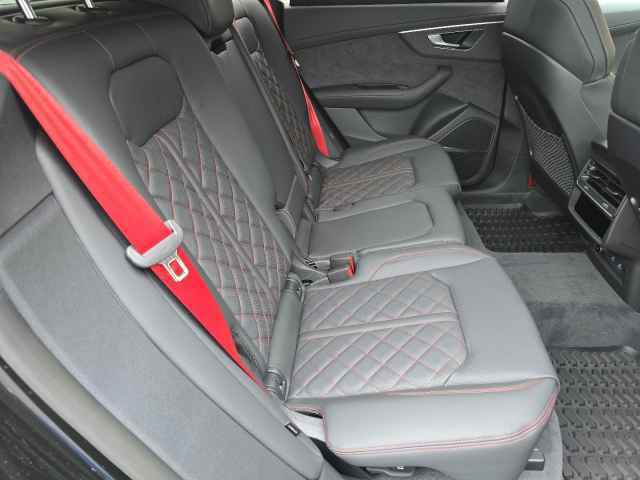 New 2026 Audi SQ8 Prestige image 36
