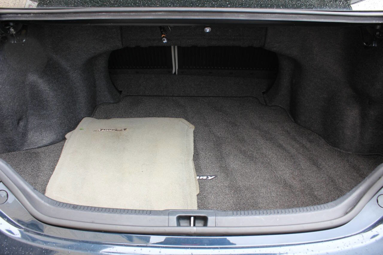 Used 2012 Toyota Camry XLE FWD image 15