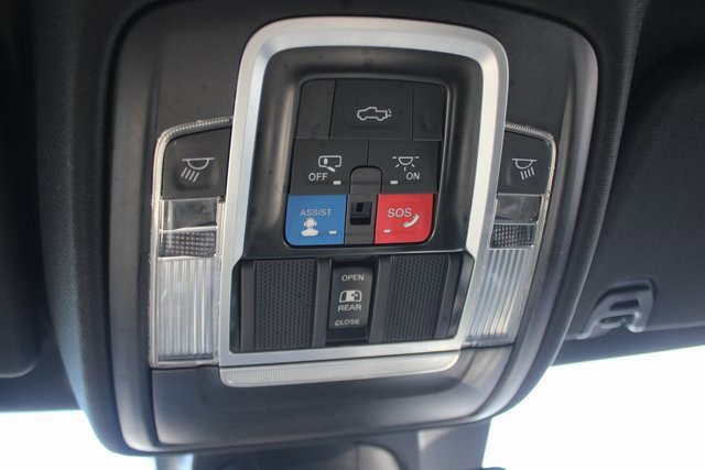 Used 2022 RAM 1500 Laramie w/ Sport Appearance Package image 12