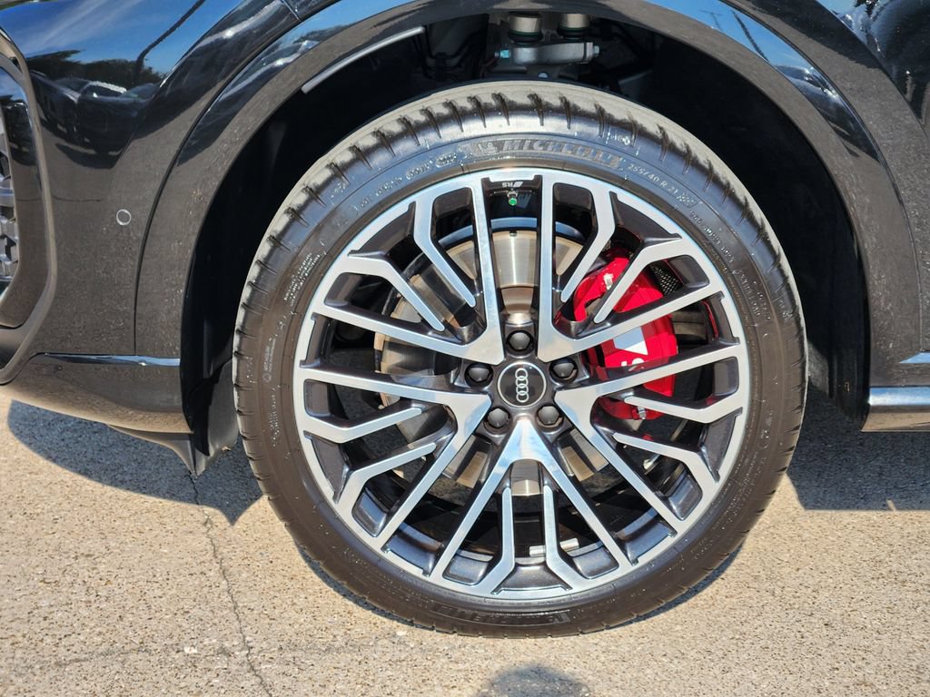 Certified 2025 Audi SQ5 Prestige AWD/4WD image 14